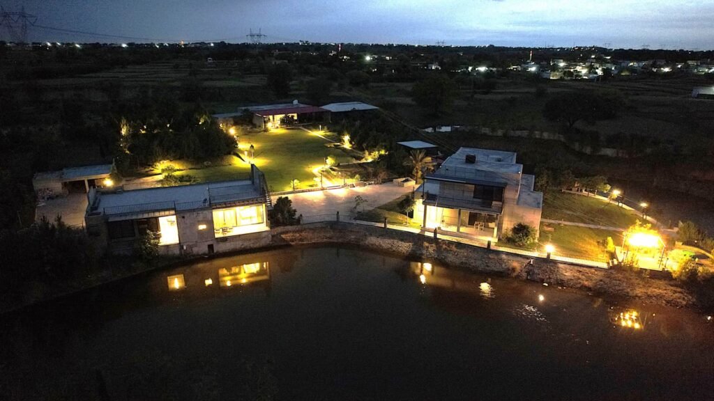 Night View - Private Lake House Event Venue by Homyn