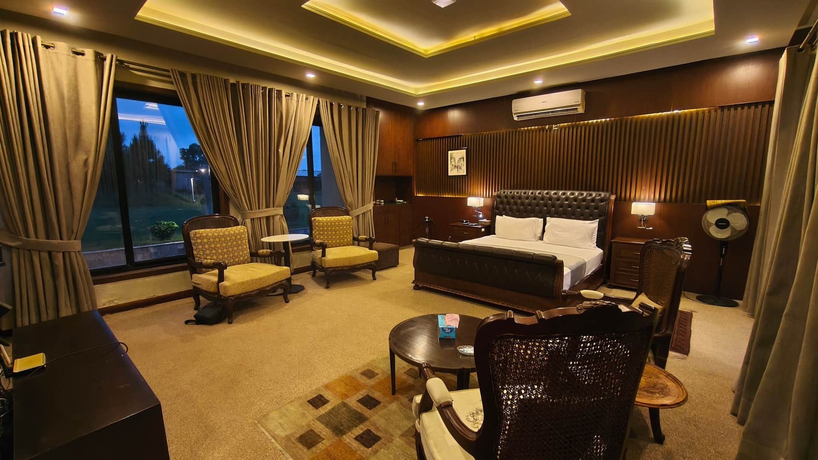 Bed Room - Private Lake House Event Venue by Homyn