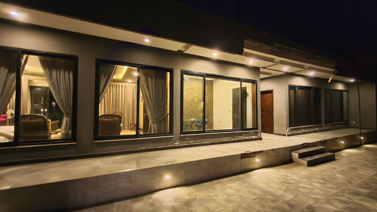 Interior - Private Lake House Event Venue by Homyn