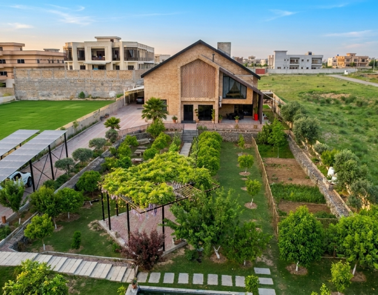 Nest House 4BR Brahma (1)