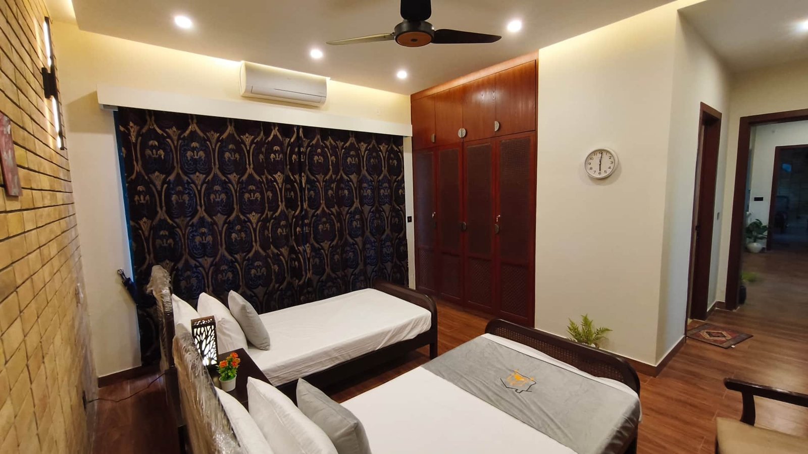 Nest House 4BR Brahma (11)