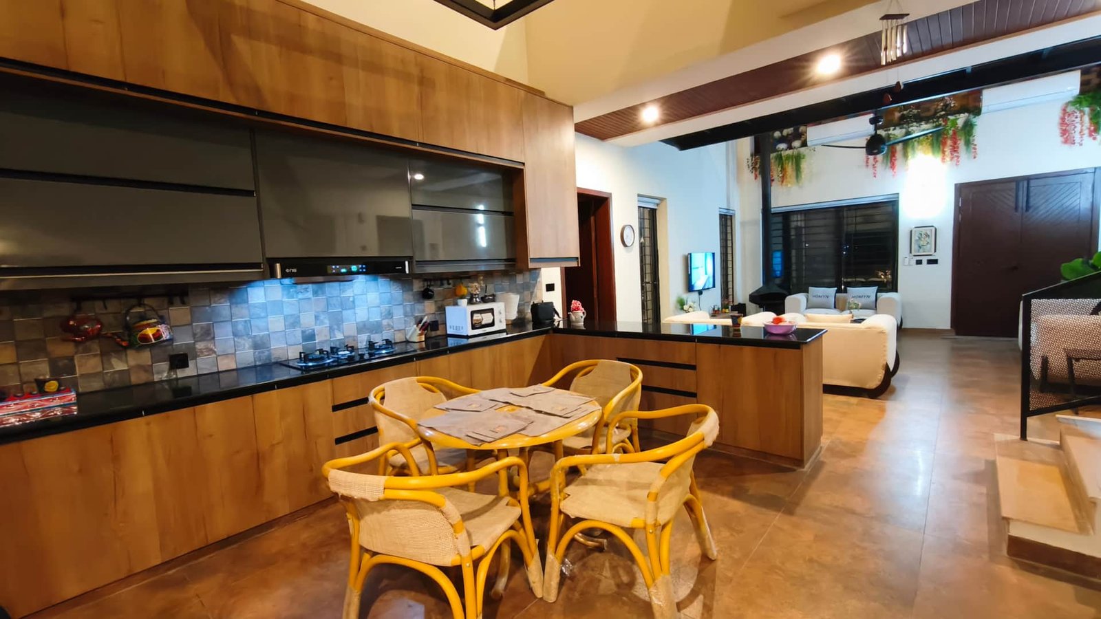 Nest House 4BR Brahma (14)
