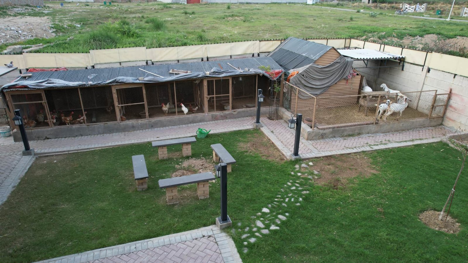 Nest House 4BR Brahma (17)