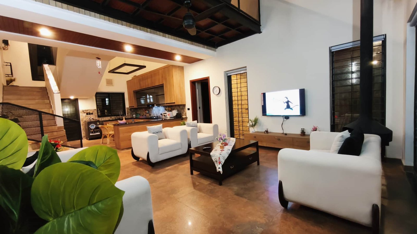 Nest House 4BR Brahma (3)